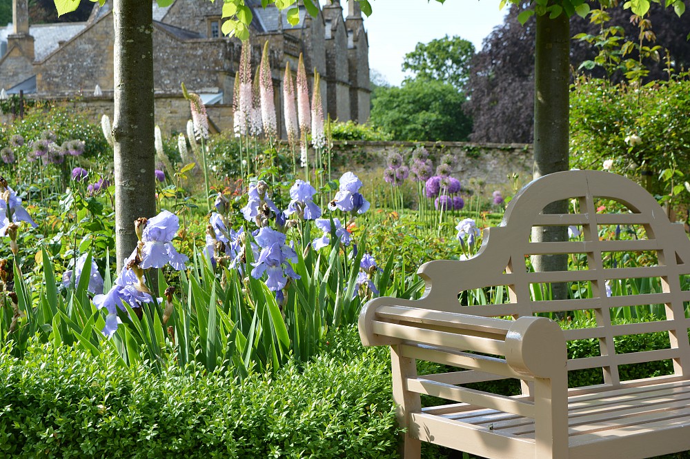 Newton House - Newton Surmaville